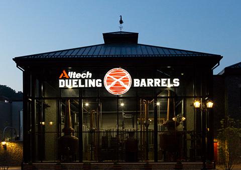 Dueling Barrels Beer Brand 2